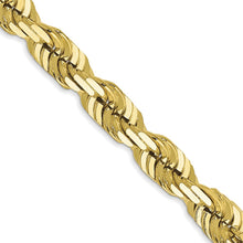 Load image into Gallery viewer, 10k 5.5mm Diamond-cut Rope Chain
