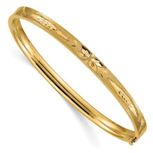 Load image into Gallery viewer, 14k 3/16 Diamond-cut Concave Hinged Bangle Bracelet
