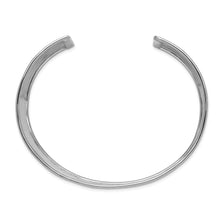 Load image into Gallery viewer, 14k WG 37mm Hammered Polished Cuff Bangle
