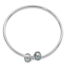 Load image into Gallery viewer, Sterling Silver Rhodium-plated 9-10mm Grey Button FWC Pearl Bracelet
