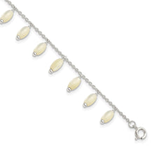 Load image into Gallery viewer, Sterling Silver Polished MOP w/1.25 in ext Bracelet
