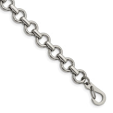 Load image into Gallery viewer, Stainless Steel Polished Circle Link 8.25in Bracelet
