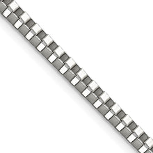 Load image into Gallery viewer, Stainless Steel Polished 3.2mm 24in Box Chain
